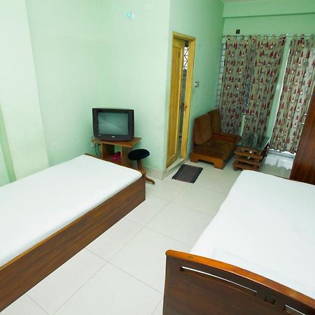 Hotel Star Park Dakhin Kattali Номер фото