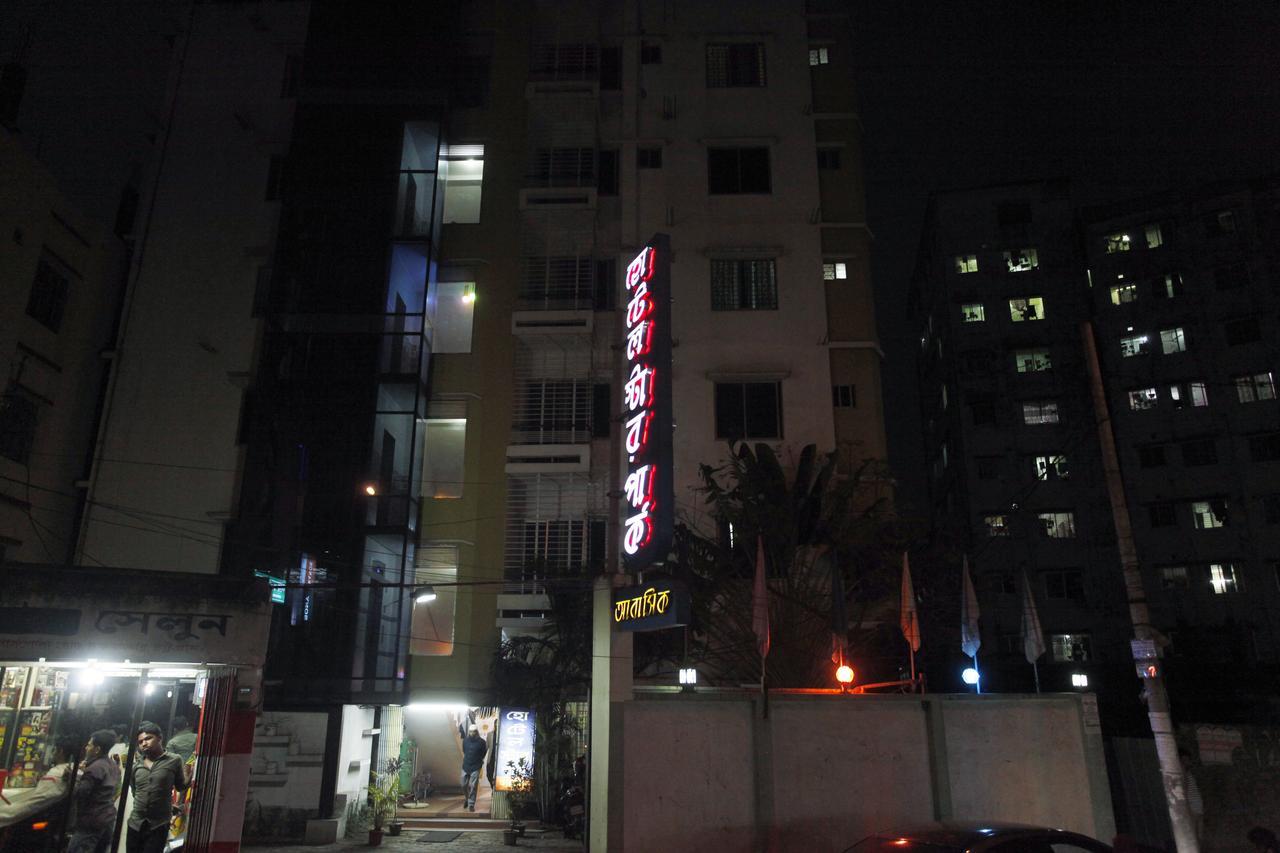 Hotel Star Park Dakhin Kattali Екстер'єр фото
